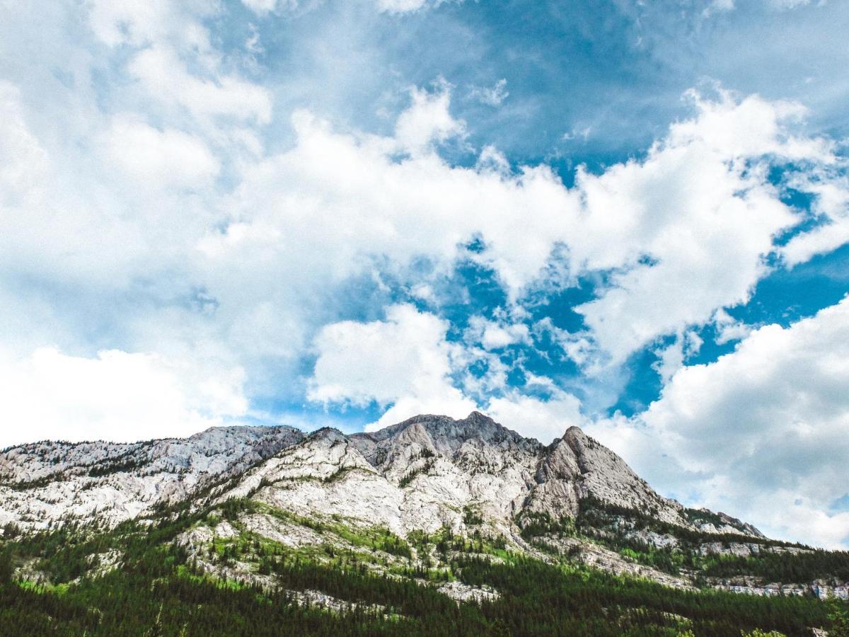 Sundance By Basecamp Hotel Kananaskis ภายนอก รูปภาพ
