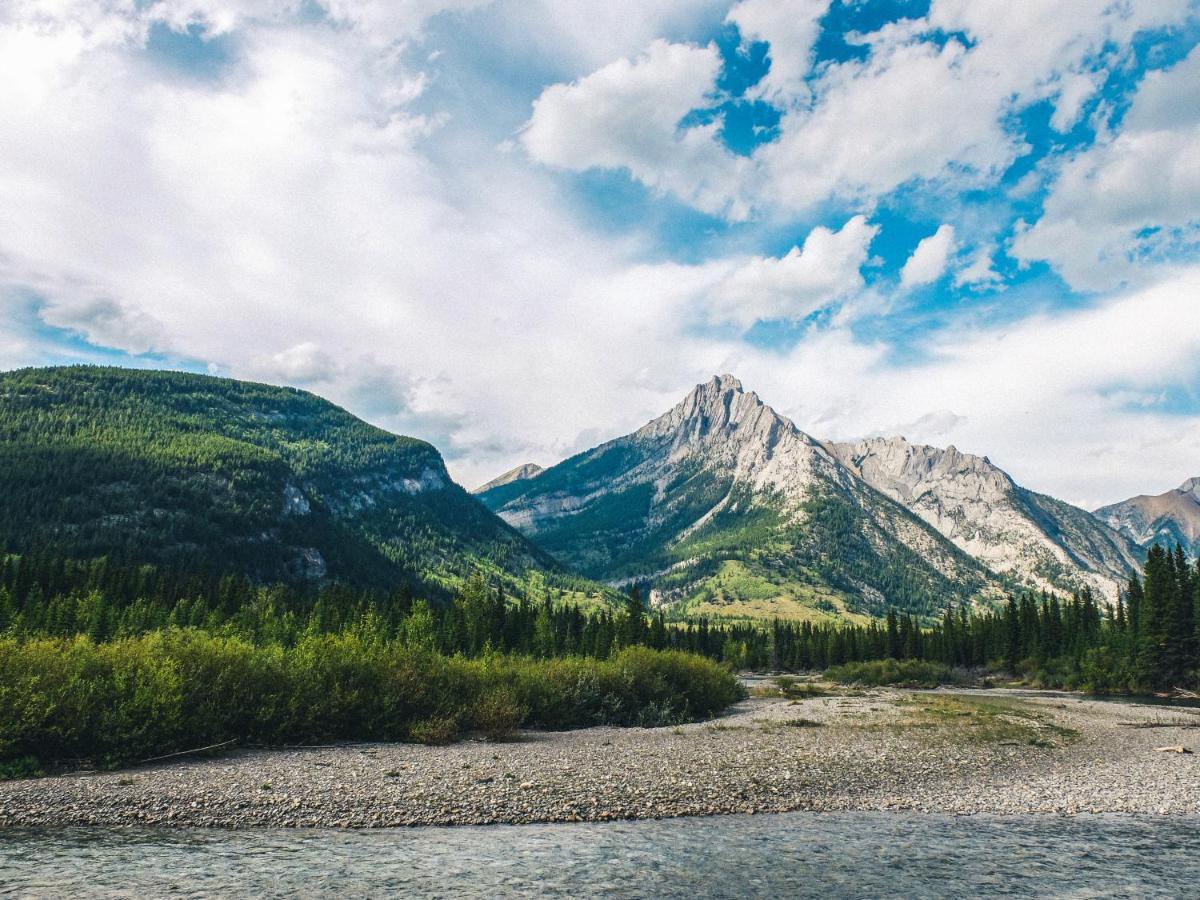 Sundance By Basecamp Hotel Kananaskis ภายนอก รูปภาพ